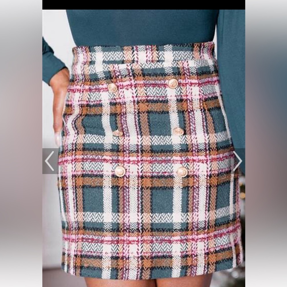 Pink Lily Plaid Tweed Mini Skirt Gold Button Detail Size Large